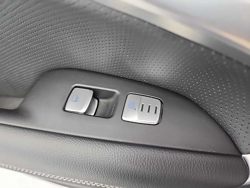 Genesis G70 2018 Negro - Importación desde Corea - HF Imports Iquique - Foto 14