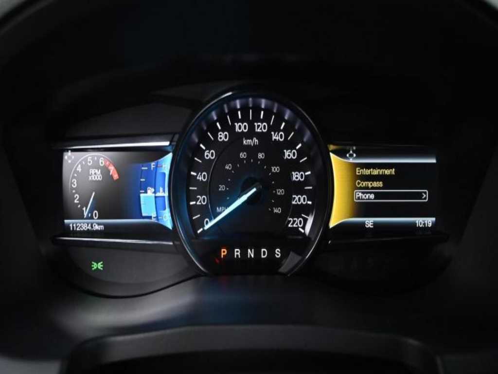 Ford Explorer - Vista 8