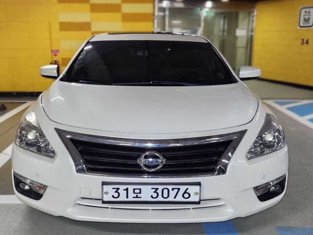 Nissan Altima