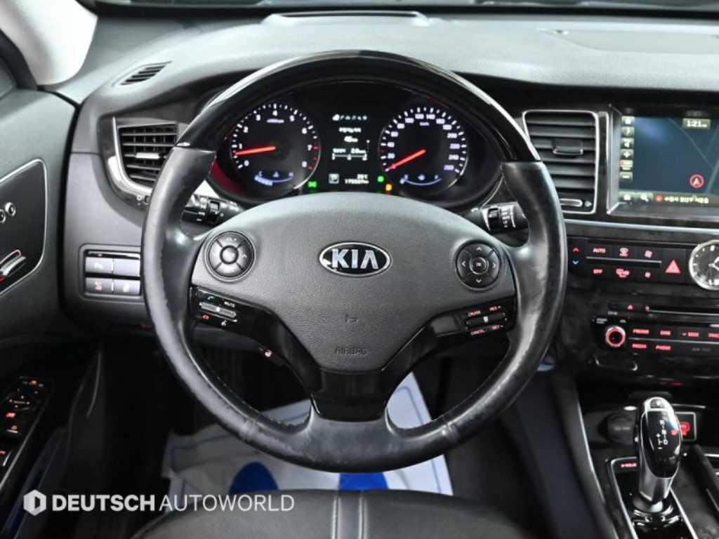 KIA K9 - Vista 6