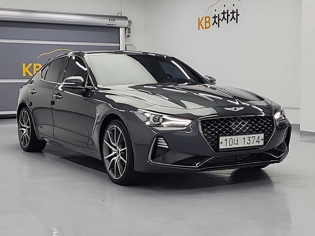 Genesis G70 - Vista 4