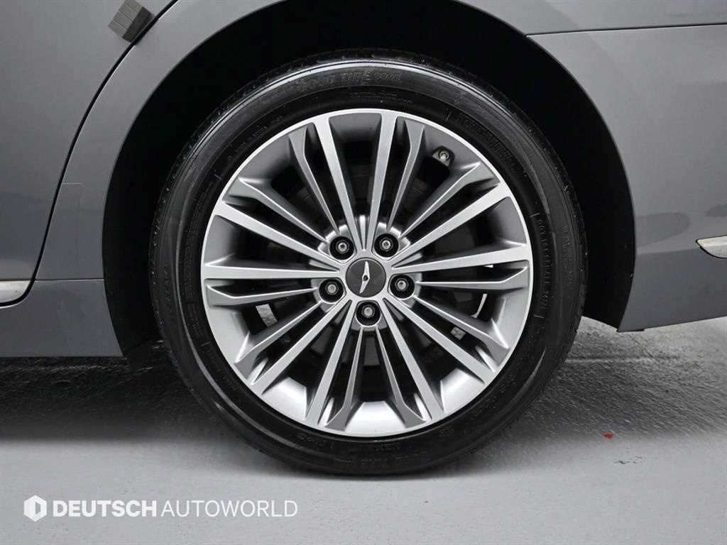 Genesis EQ900 - Vista 5