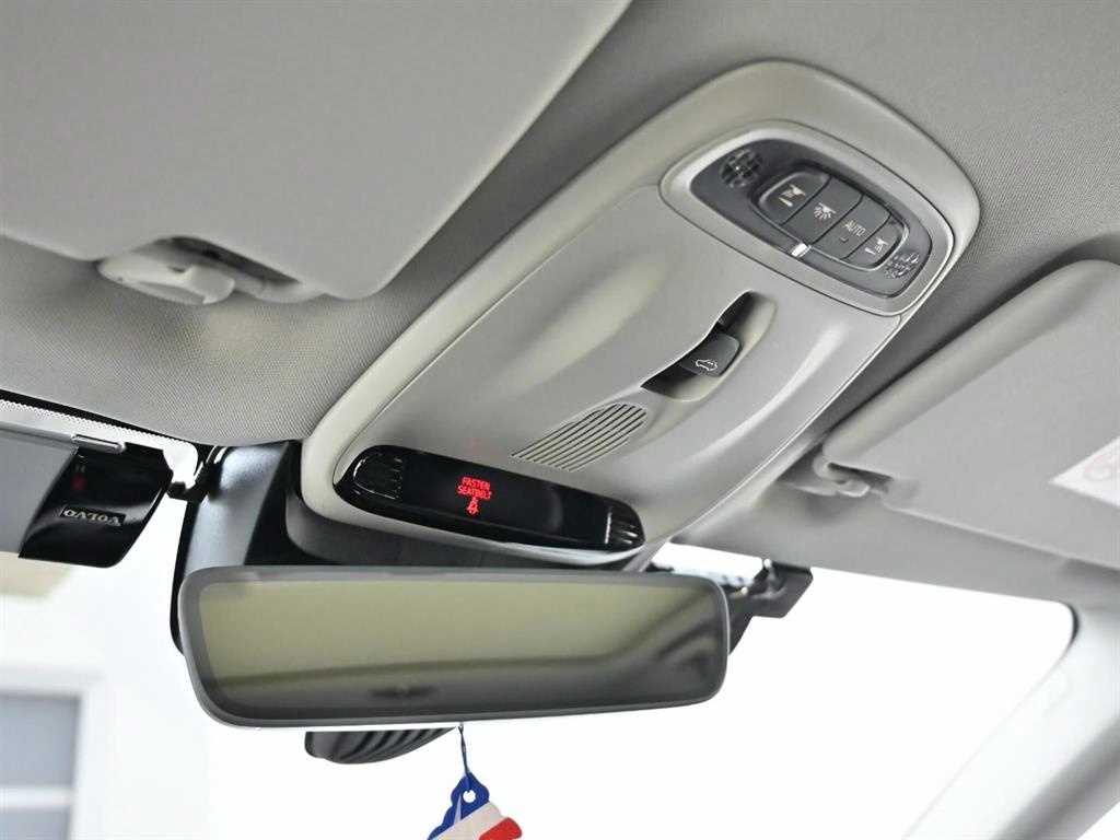 Volvo V40 2018 Gris - Importación desde Corea - HF Imports Iquique - Foto 18