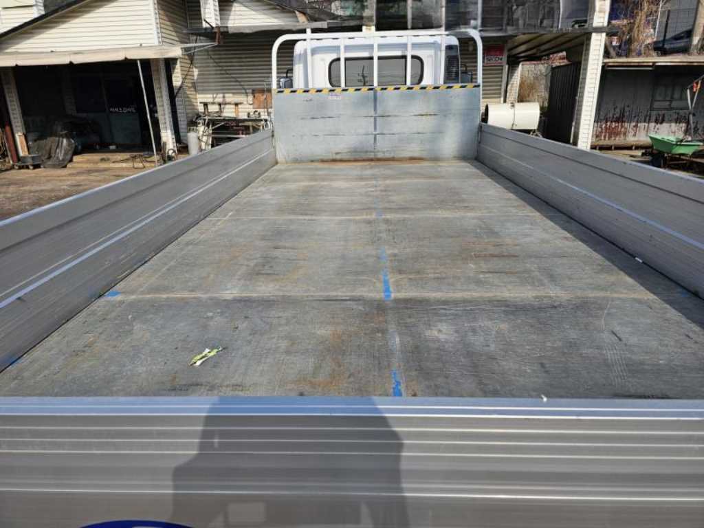 medium and large cargo Cargo - Vista 7