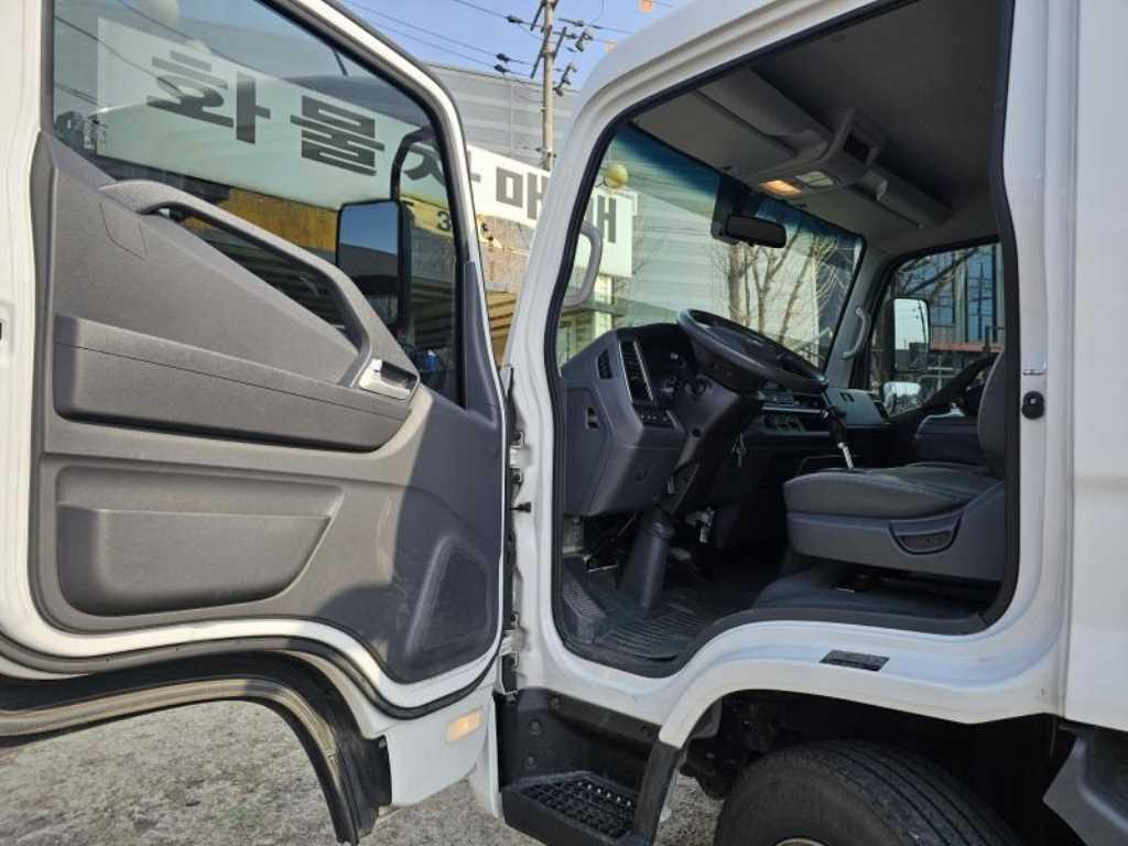 medium and large cargo Cargo - Vista 8