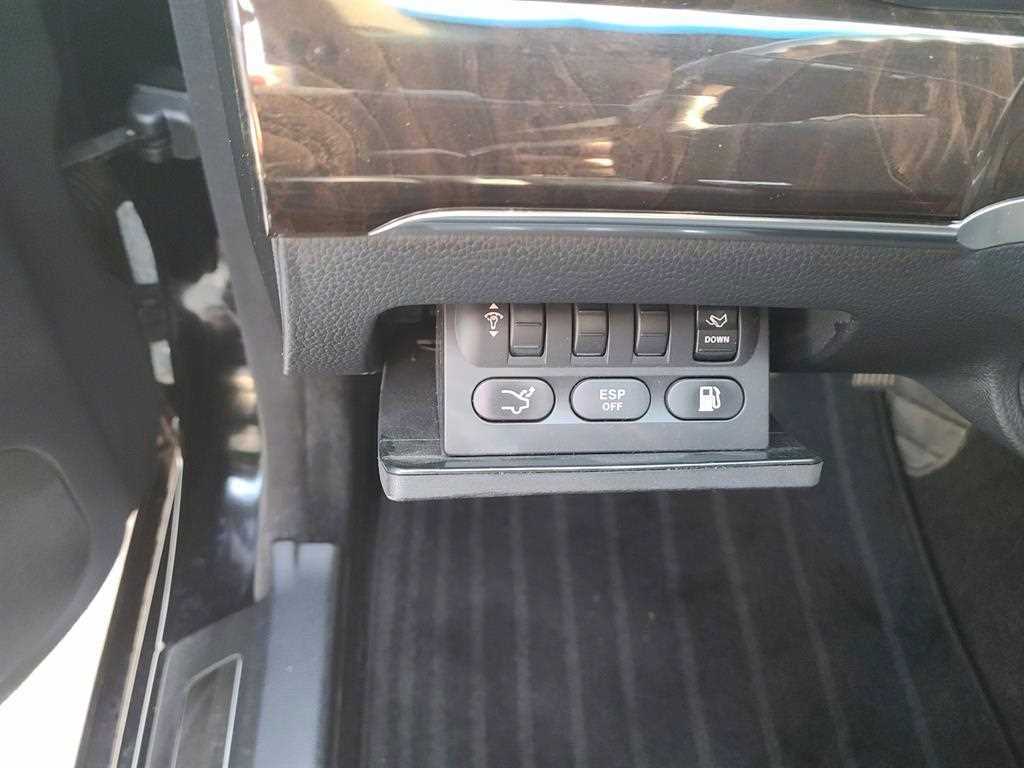 Ssangyong Chairman 2012 Negro - Importación desde Corea - HF Imports Iquique - Foto 14