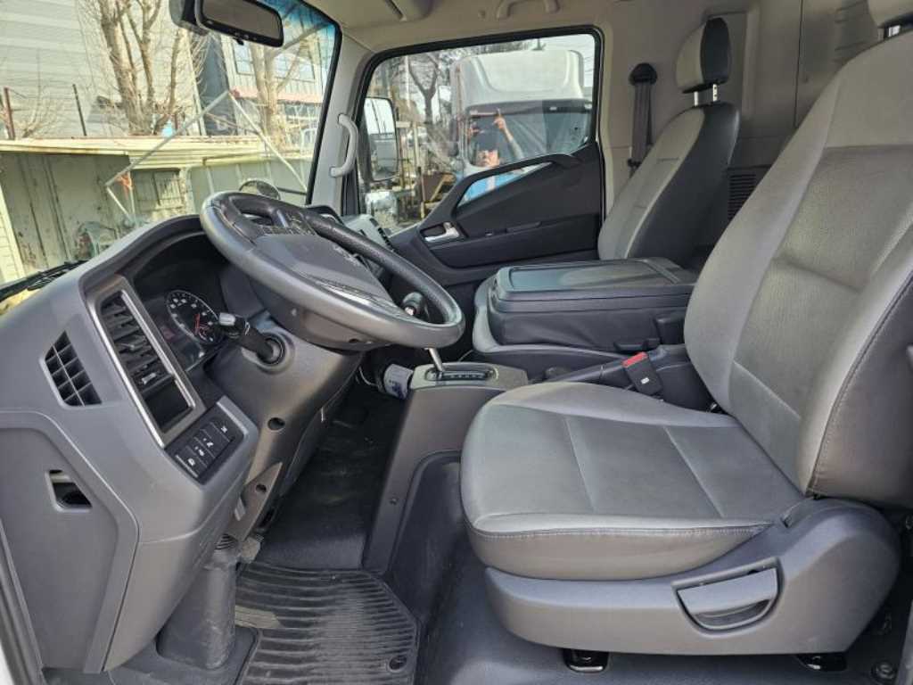 medium and large cargo Cargo - Vista 9