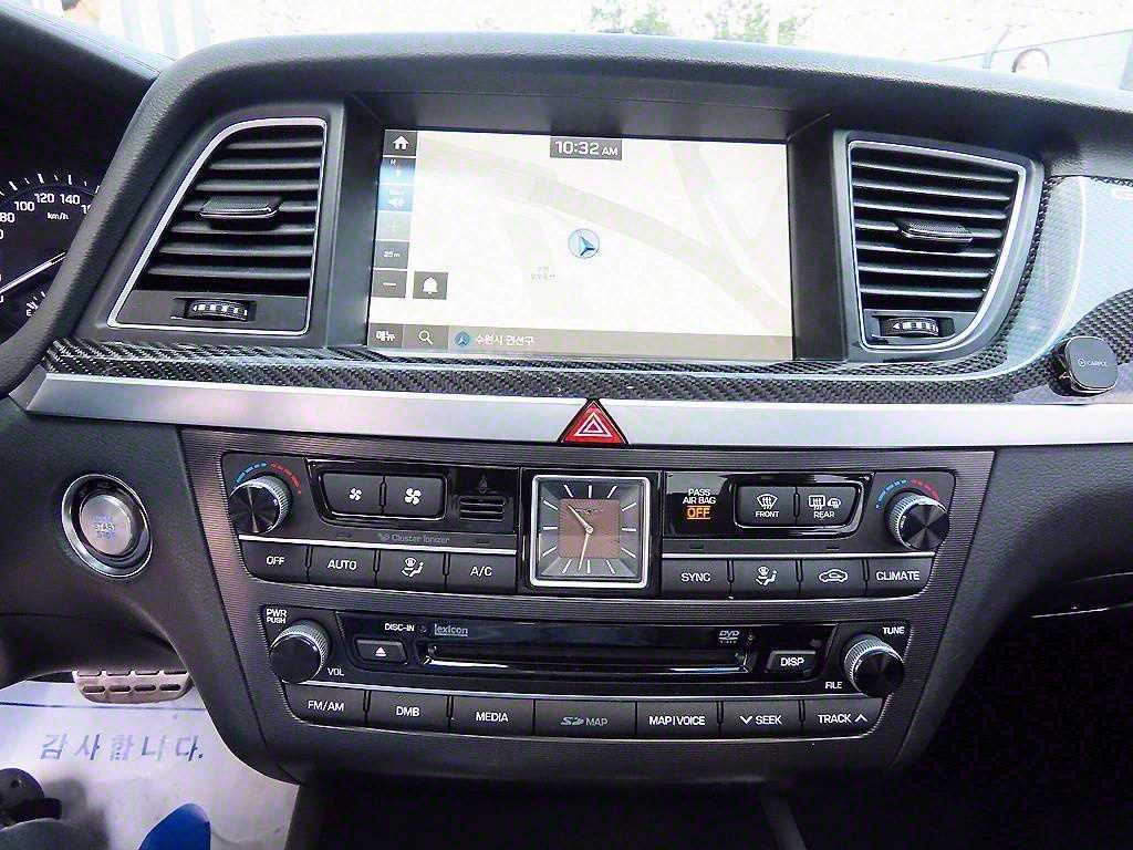 Genesis G80 - Vista 12