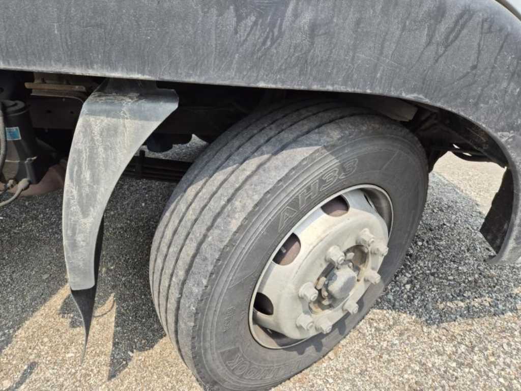 medium and large cargo truck 2007 Blanco - Importación desde Corea - HF Imports Iquique - Foto 13