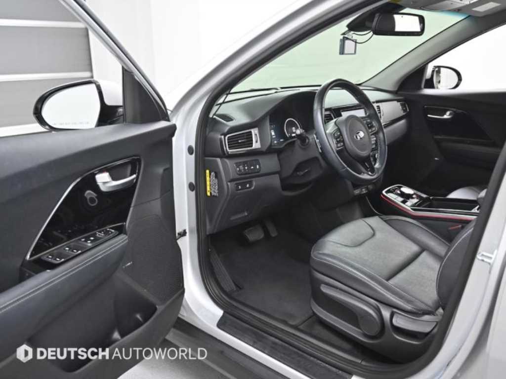 KIA Niro - Vista 11