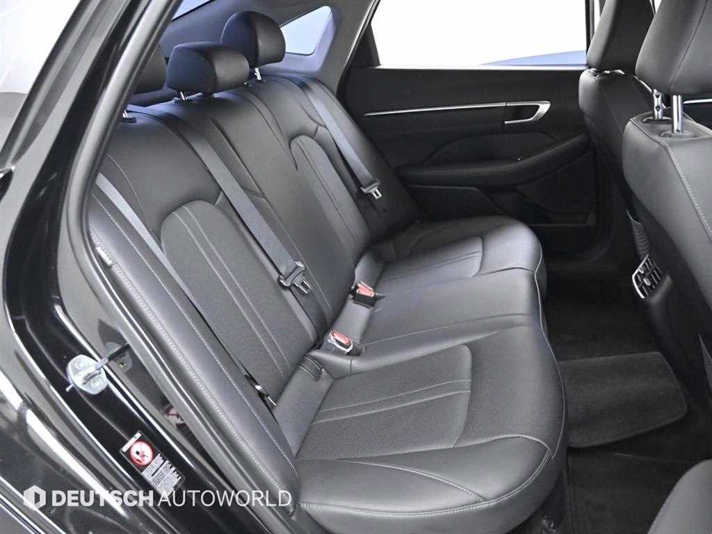 HYUNDAI Sonata - Vista 12