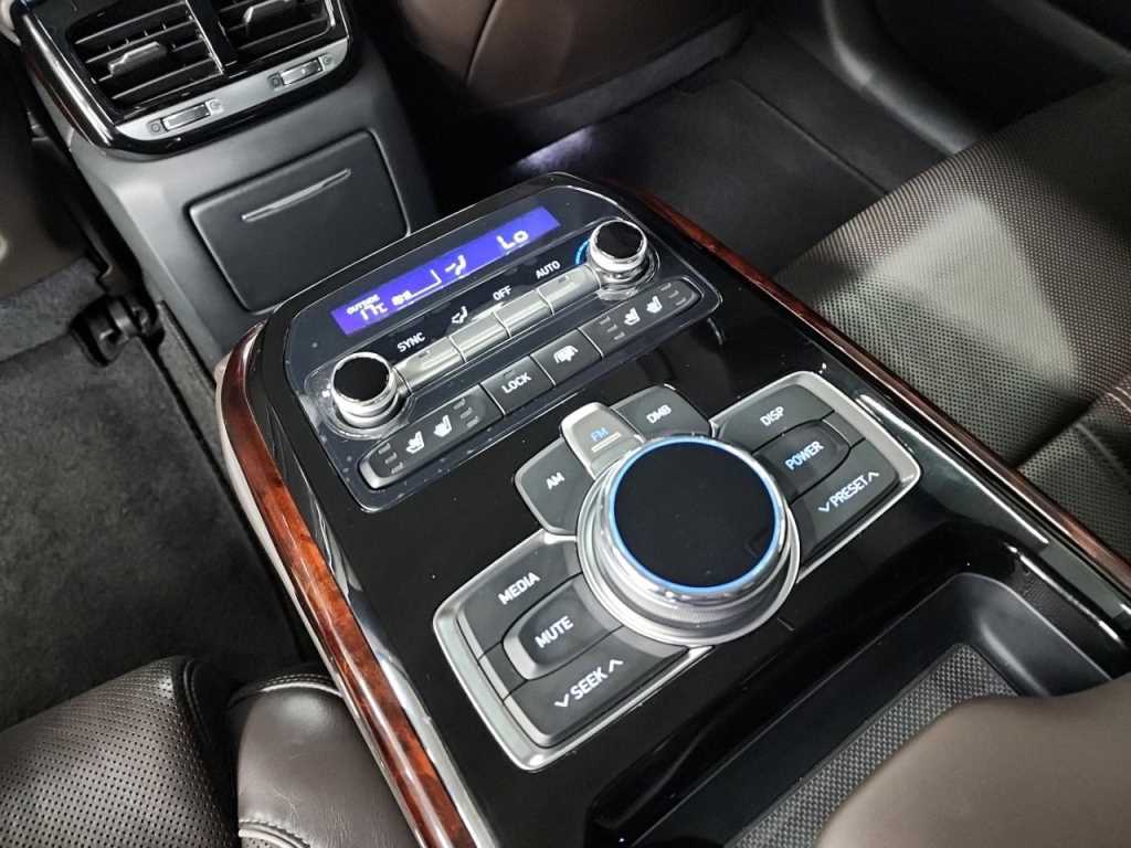 Genesis EQ900 2016 Negro - Importación desde Corea - HF Imports Iquique - Foto 15