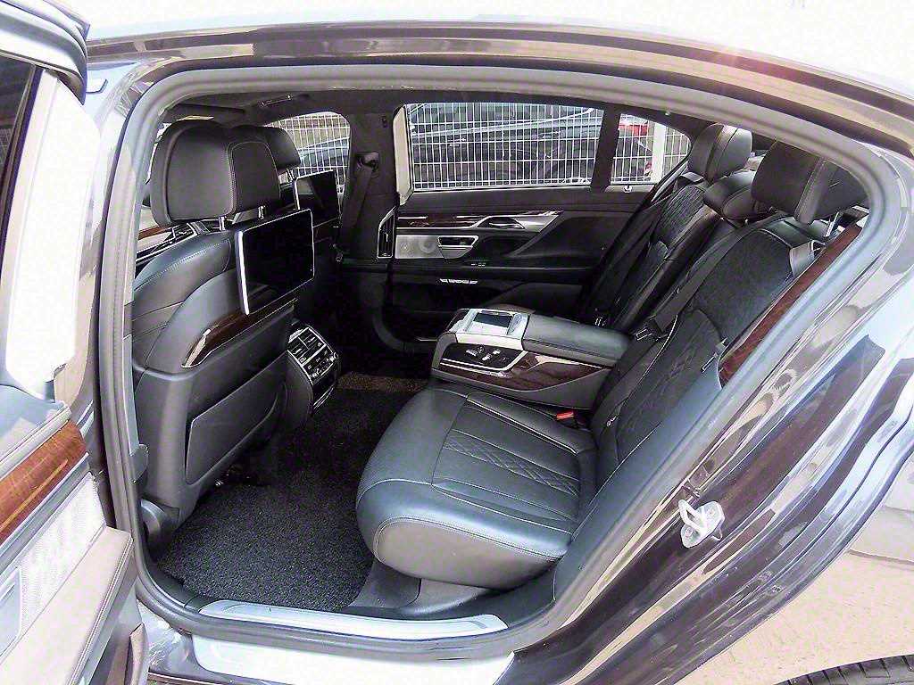 BMW 7 Series - Vista 7