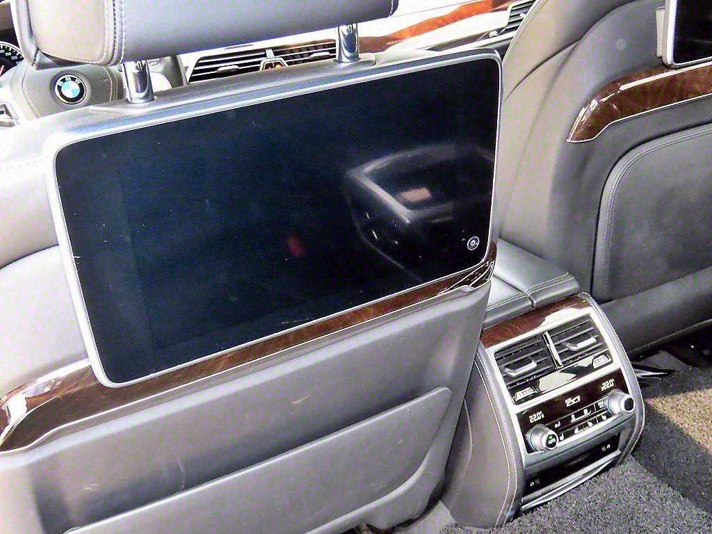 BMW 7 Series 2016 Gris - Importación desde Corea - HF Imports Iquique - Foto 14