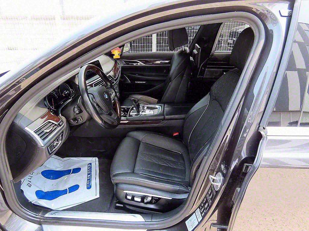 BMW 7 Series - Vista 6