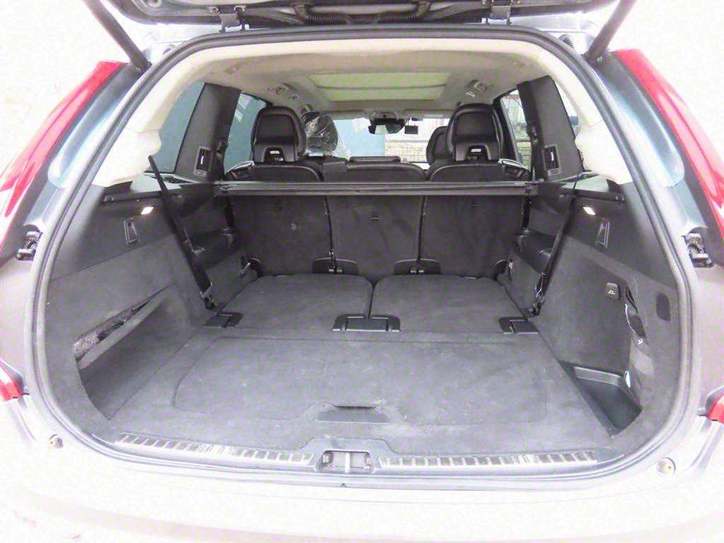 Volvo XC90 - Vista 5