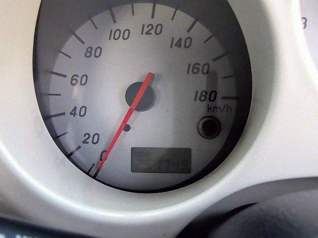 Toyota MR 2001 Blanco - Importación desde Corea - HF Imports Iquique - Foto 14