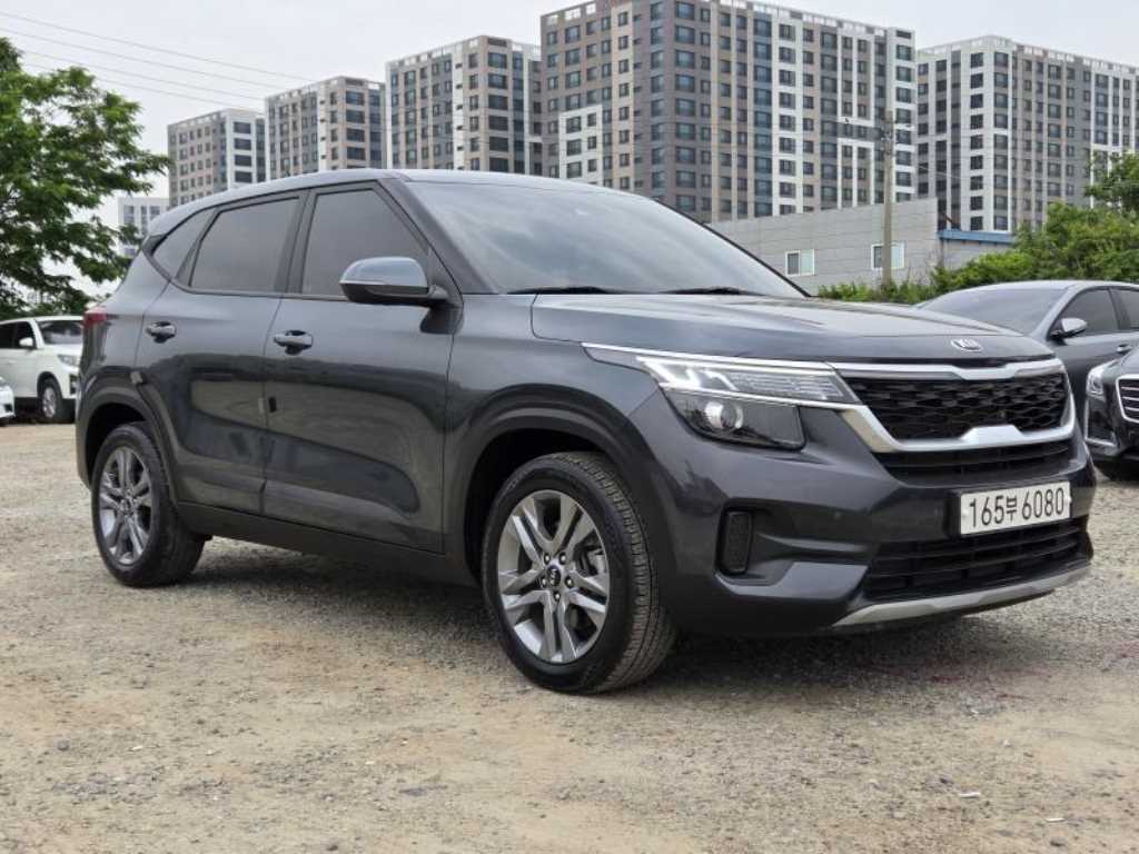 KIA Seltos - Vista 6