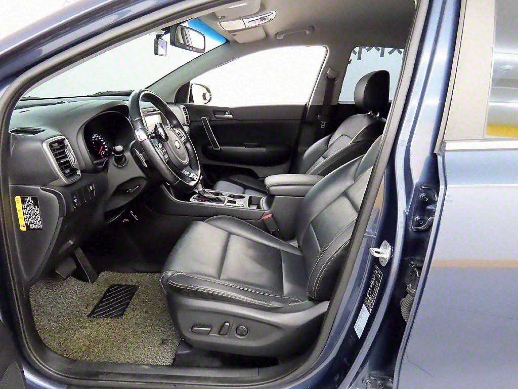 KIA Sportage - Vista 5