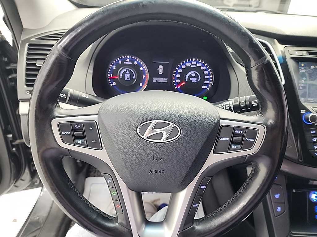 HYUNDAI i40 - Vista 9