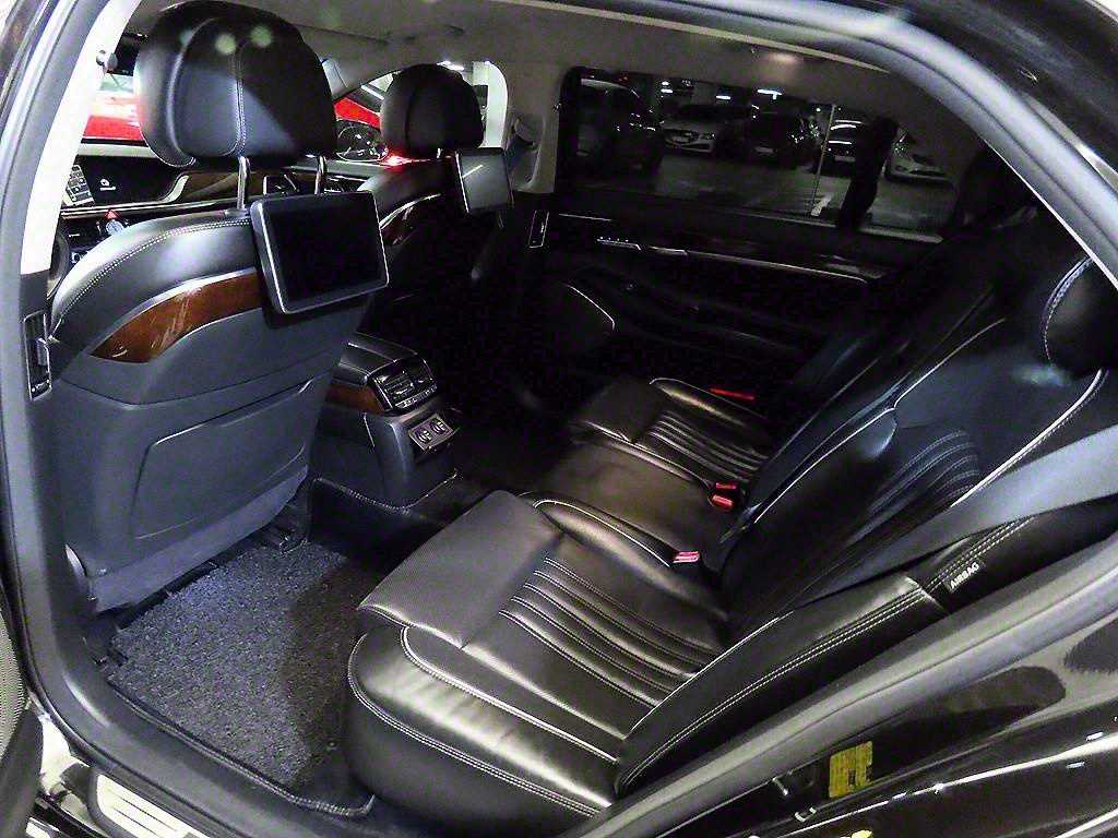 Genesis EQ900 - Vista 7