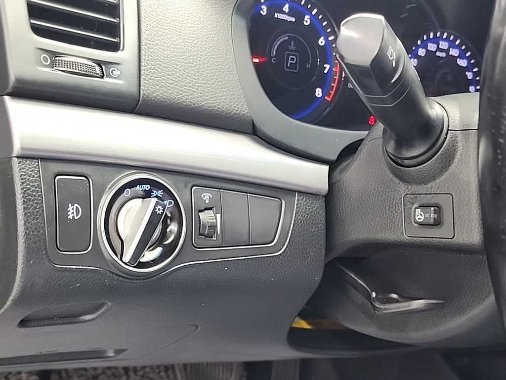 HYUNDAI i40 2014 Gris - Importación desde Corea - HF Imports Iquique - Foto 19