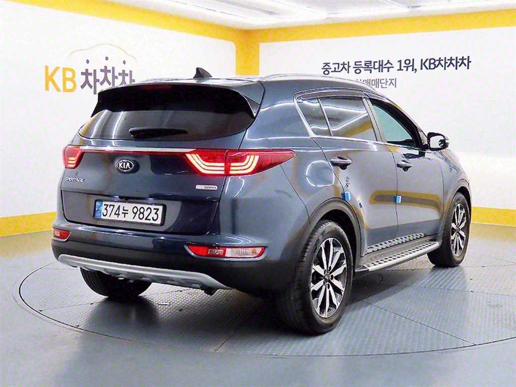 KIA Sportage - Vista 4