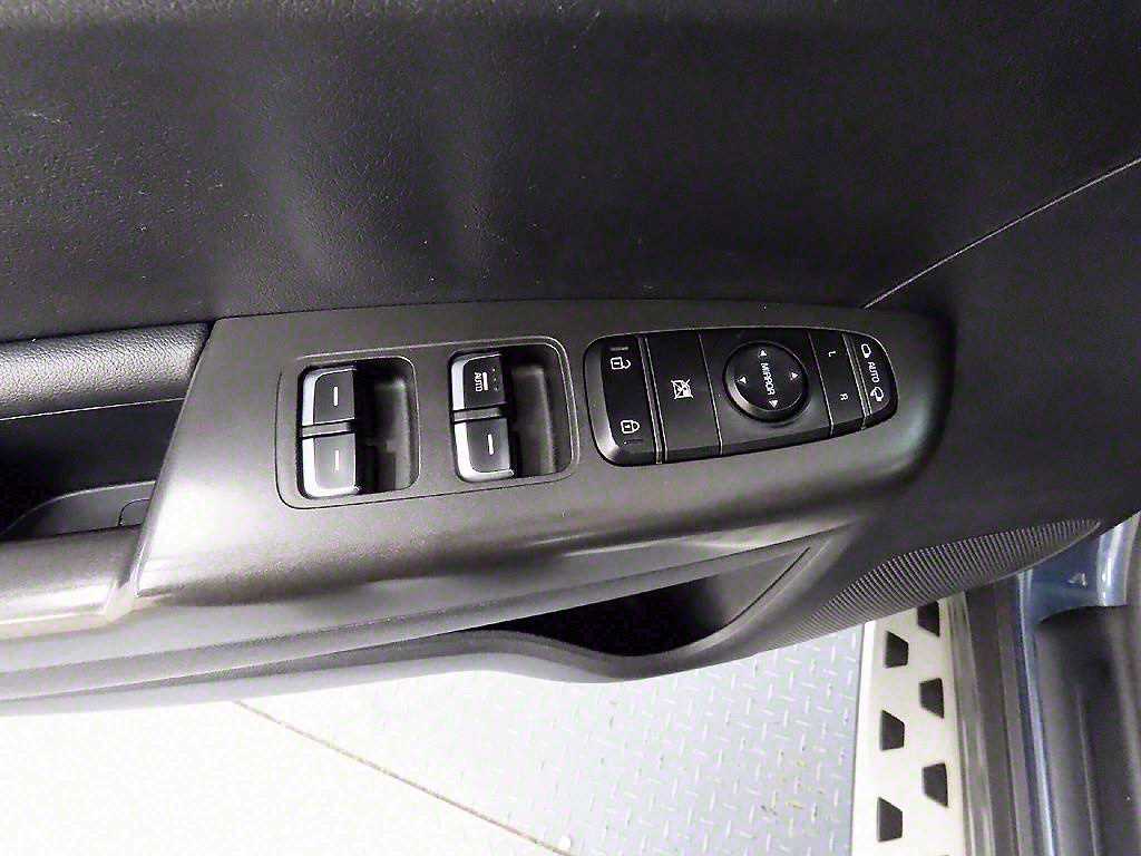 KIA Sportage - Vista 11