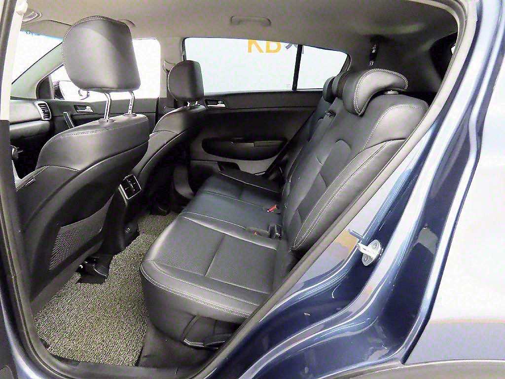 KIA Sportage - Vista 6