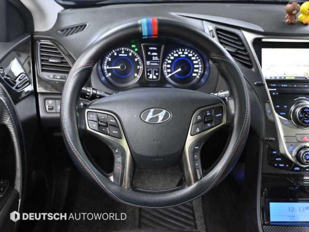 HYUNDAI Grandeur 2011 Negro - Importación desde Corea - HF Imports Iquique - Foto 13