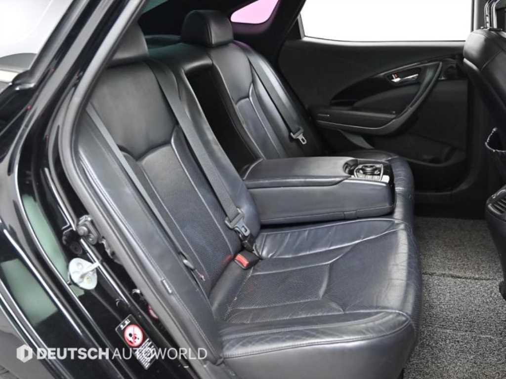 HYUNDAI Grandeur - Vista 12