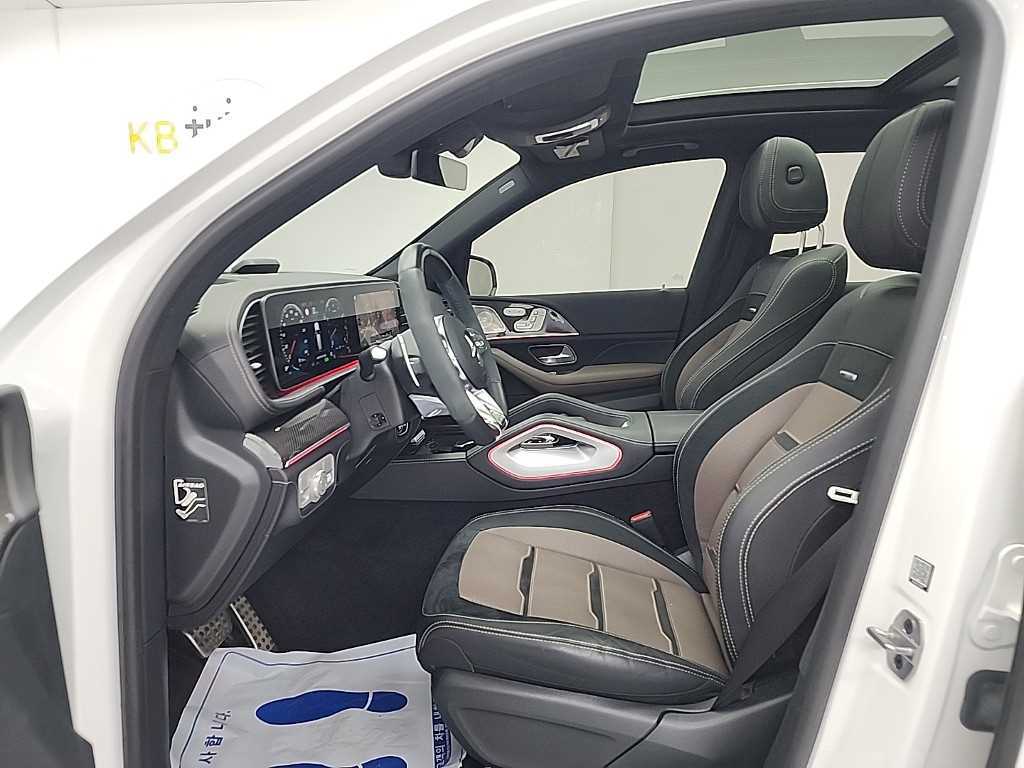 Mercedes Benz GLE Class - Vista 11