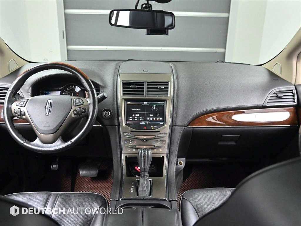 Lincoln MKX - Vista 7