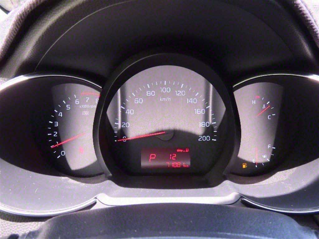 KIA Morning - Vista 5