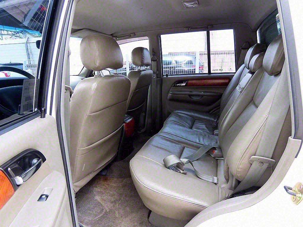 Ssangyong Musso - Vista 6