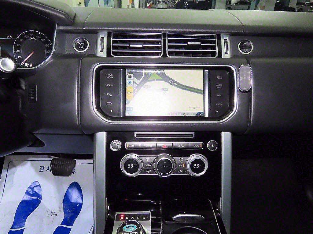 Land Rover Range Rover - Vista 11