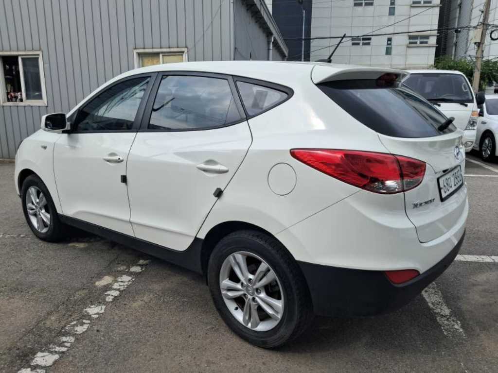 HYUNDAI Tucson - Vista 5