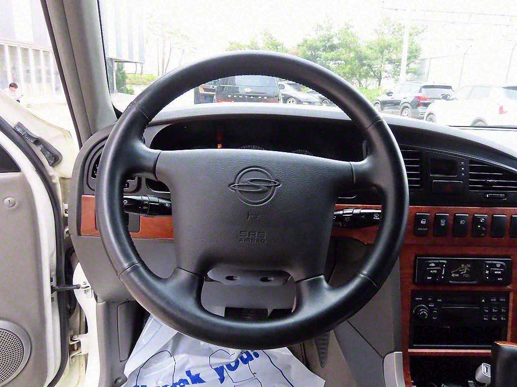 Ssangyong Musso - Vista 8