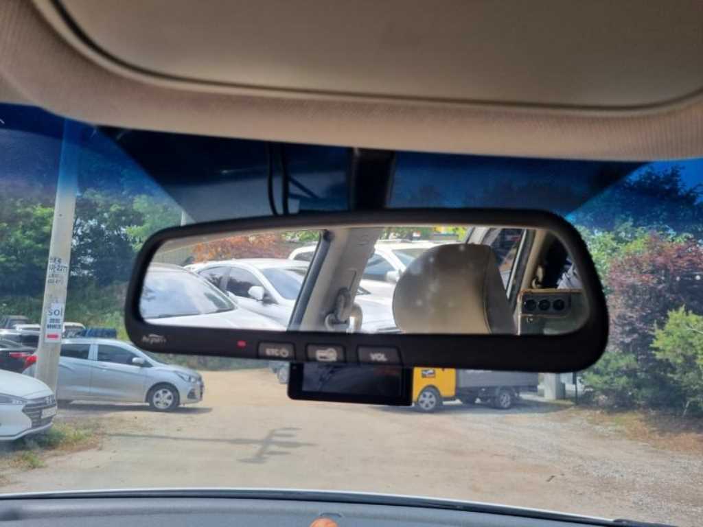 KIA Carnival 2016 Blanco - Importación desde Corea - HF Imports Iquique - Foto 13