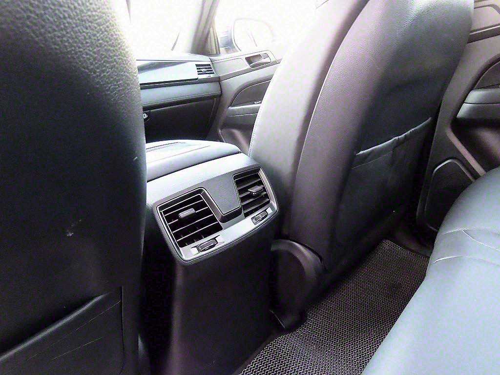 Ssangyong Rexton 2022 Rojo - Importación desde Corea - HF Imports Iquique - Foto 16