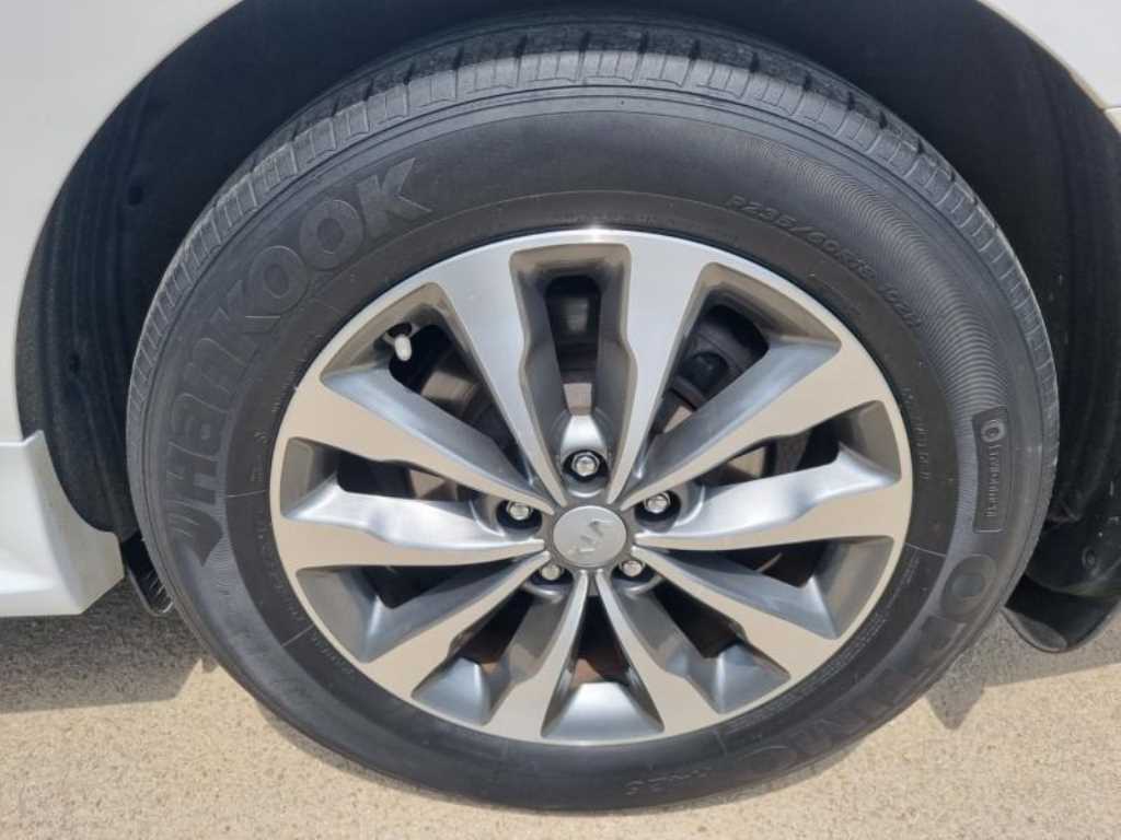 KIA Carnival - Vista 7