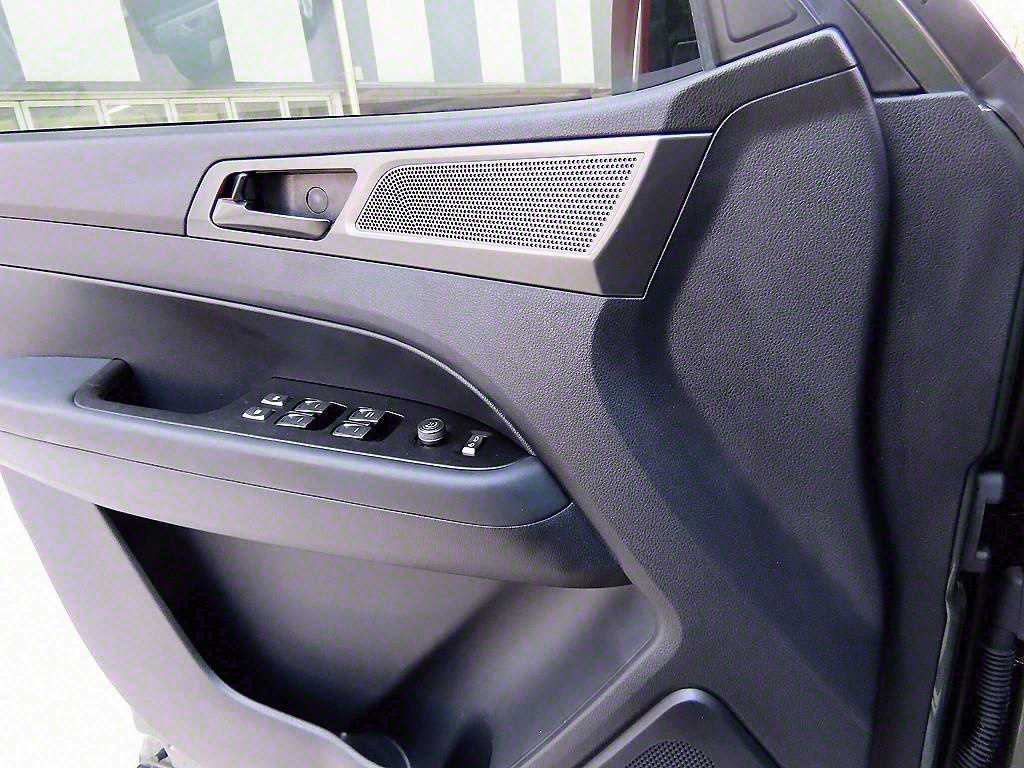 Ssangyong Rexton - Vista 11