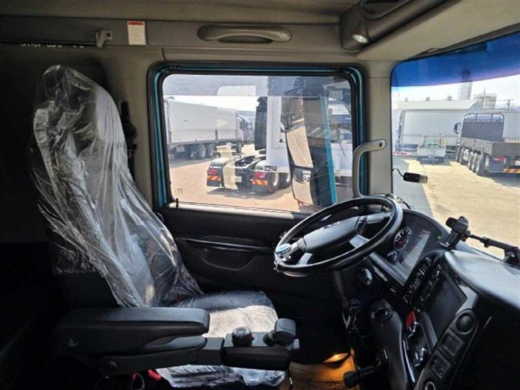 medium and large cargo Cargo - Vista 11