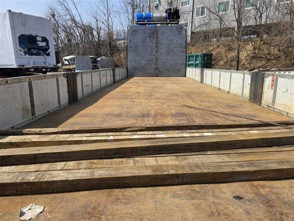 medium and large cargo Cargo - Vista 7