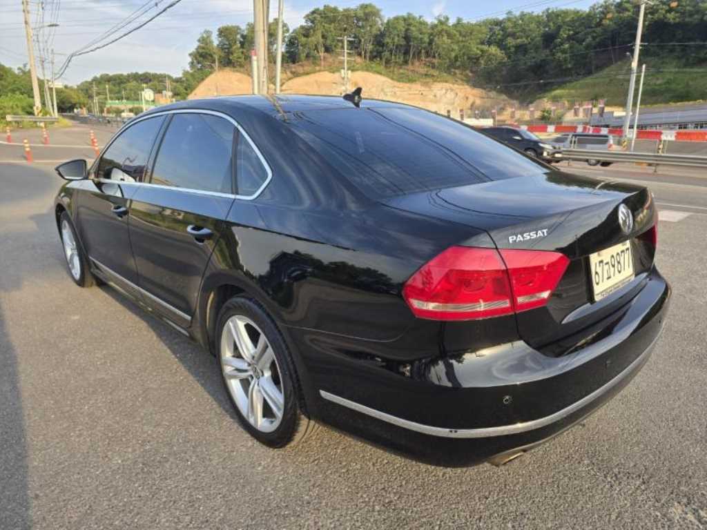 Volkswagen Passat - Vista 4