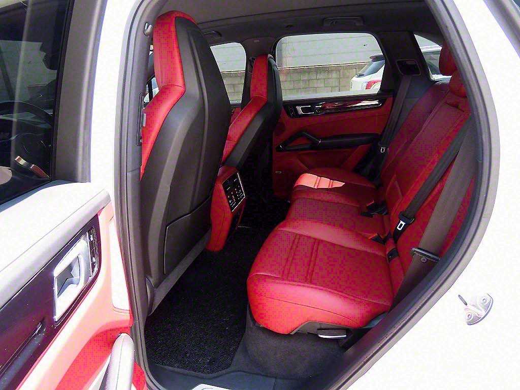 Porsche Cayenne - Vista 6