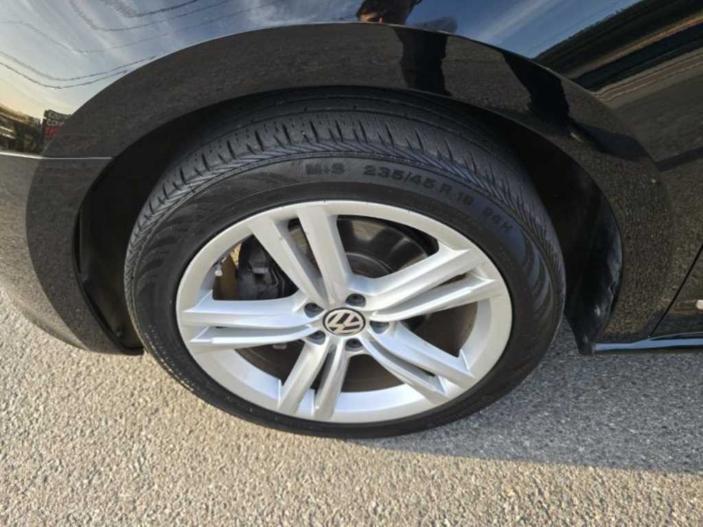 Volkswagen Passat - Vista 8