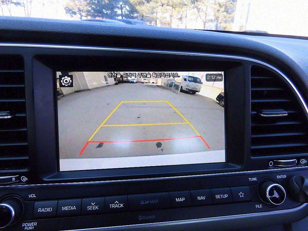 HYUNDAI Avante 2018 Blanco - Importación desde Corea - HF Imports Iquique - Foto 14