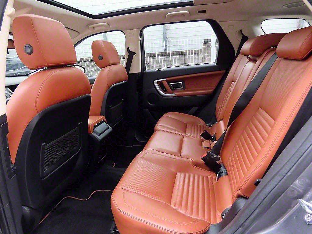 Land Rover Discovery Sports - Vista 6