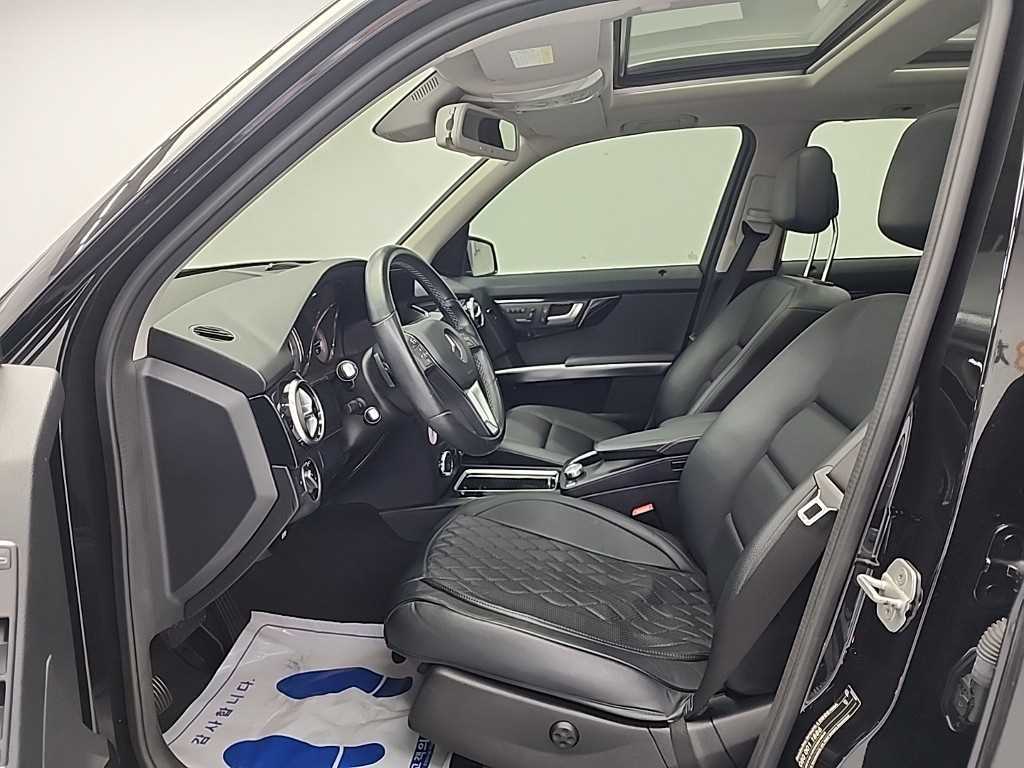 Mercedes Benz GLK Class - Vista 11